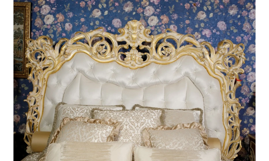 Спальня Rampoldi Комплект: Кровать (Gold Leaf)+2 Тумбы (Walnut+Gold)+Покрывало И Декоративные Подушки - фото 8