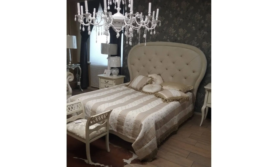 Спальня Romantic Gold Кровать С Мягким Изголовьем 160*200 - фото 1