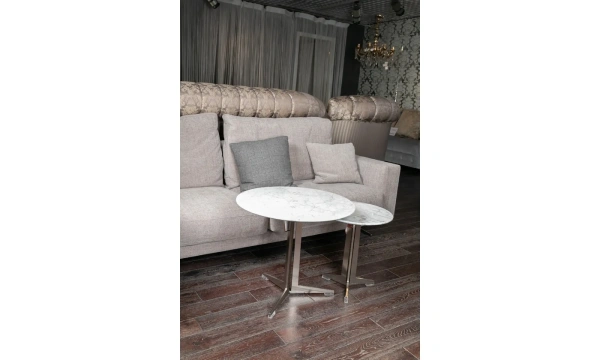 Столик FLEXFORM Fly Satined