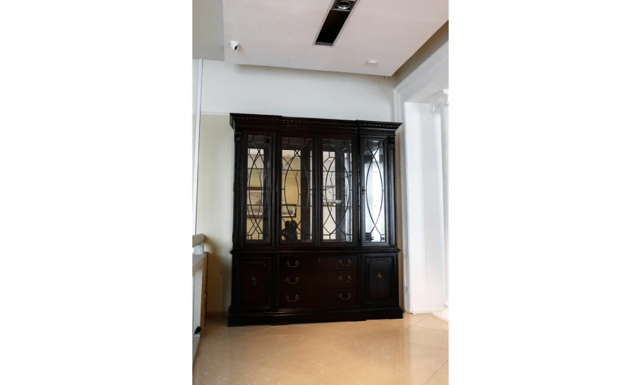 Thomasville Brompton Hall Витрина 4Дв - фото 1