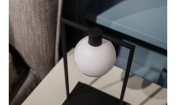 Лампа ARTEMIDE