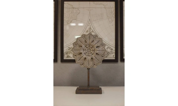 Статуэтка Uttermost 1